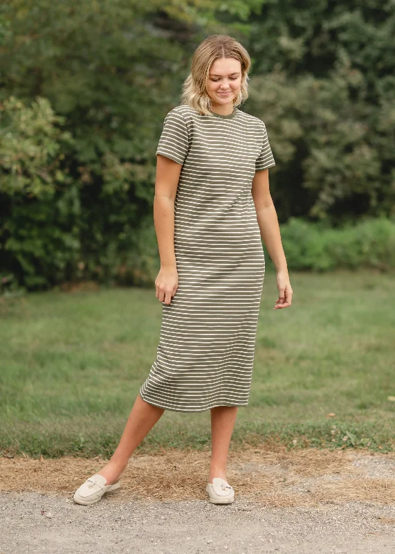 Knit Short Sleeve Striped Maxi Dress