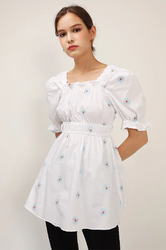 Elle Daisy Embroidery Puffed Dress